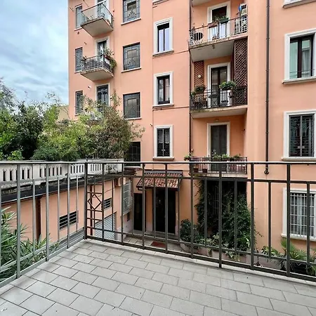 Splendido Bilocale Citylife ミラノ